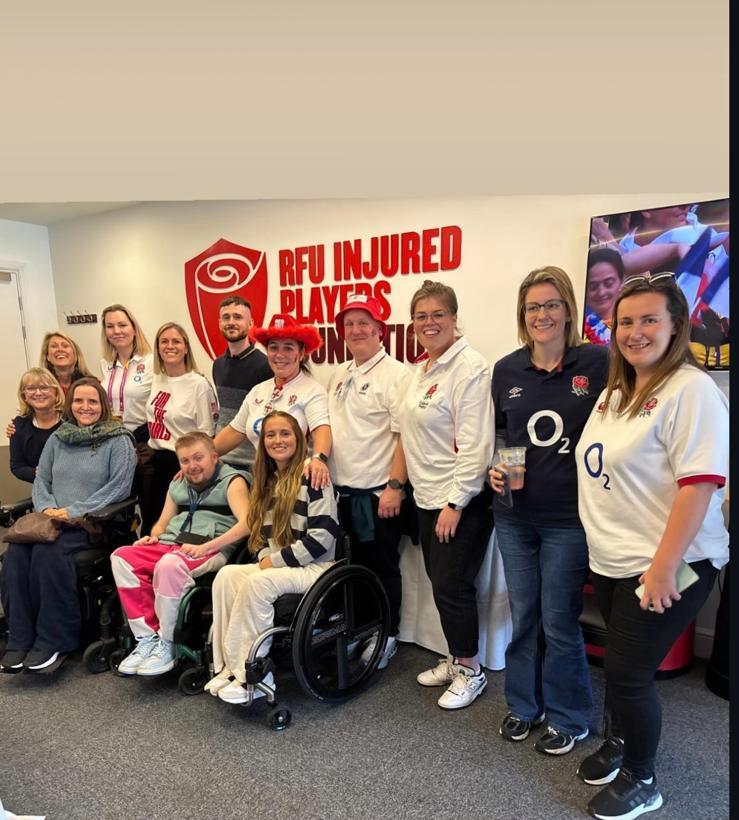 Nolli Waterman and IPF Members in IPF box