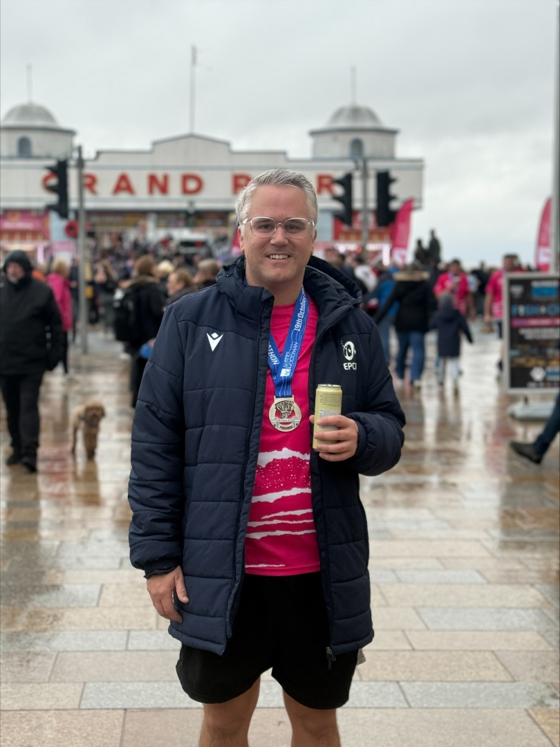 Danny Rumble ahead of running the London Marathon for the IPF