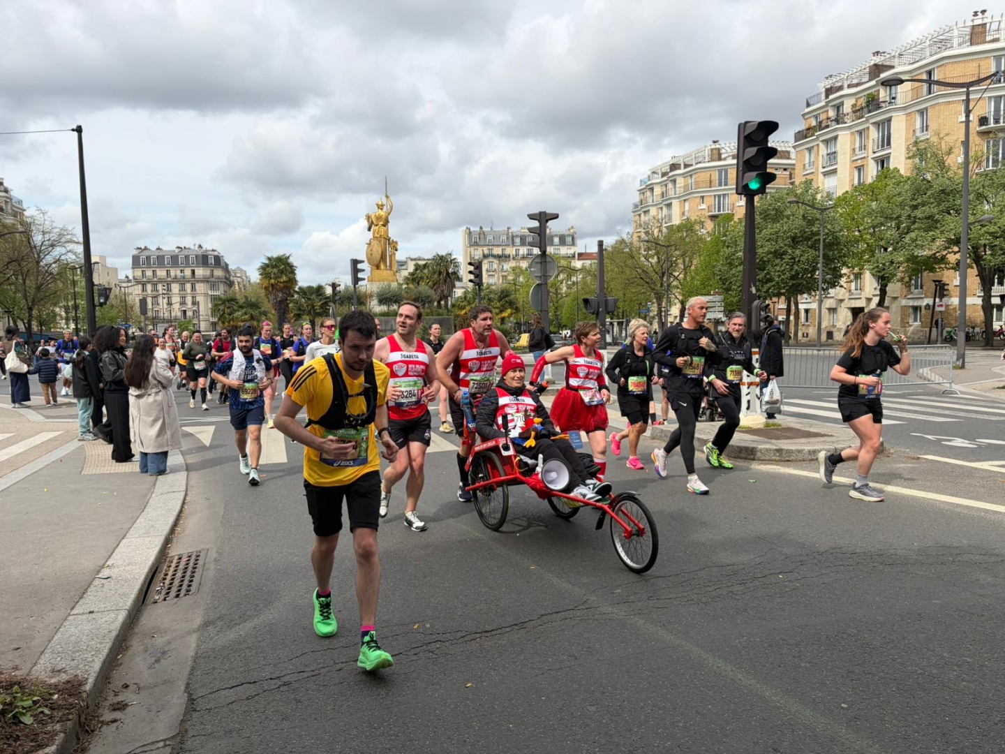 Gareth Rees and team at marathon